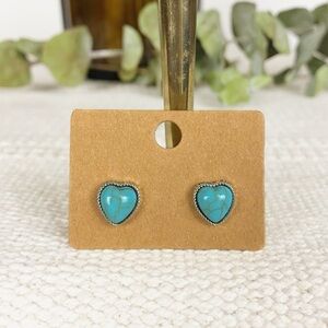 NEW Western style Turquoise color Heart stud Earrings Boutique